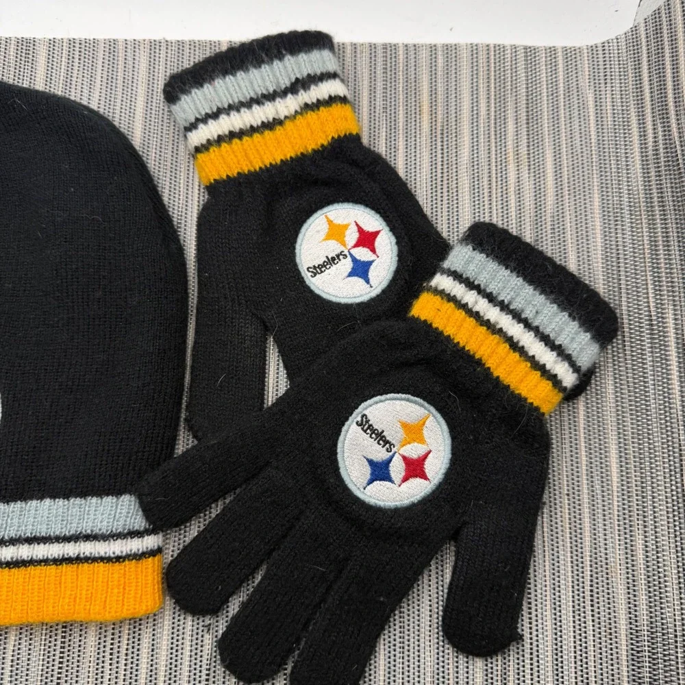 NFL Pittsburgh Steelers Youth Beanie and Gloves Set Boys 8-20 Black Gold Knit